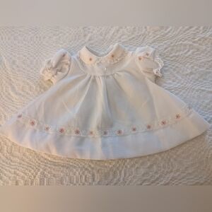 Tiny Tots Originals Vintage Girl's White and Pink Dress Approx. Size 6-9 months